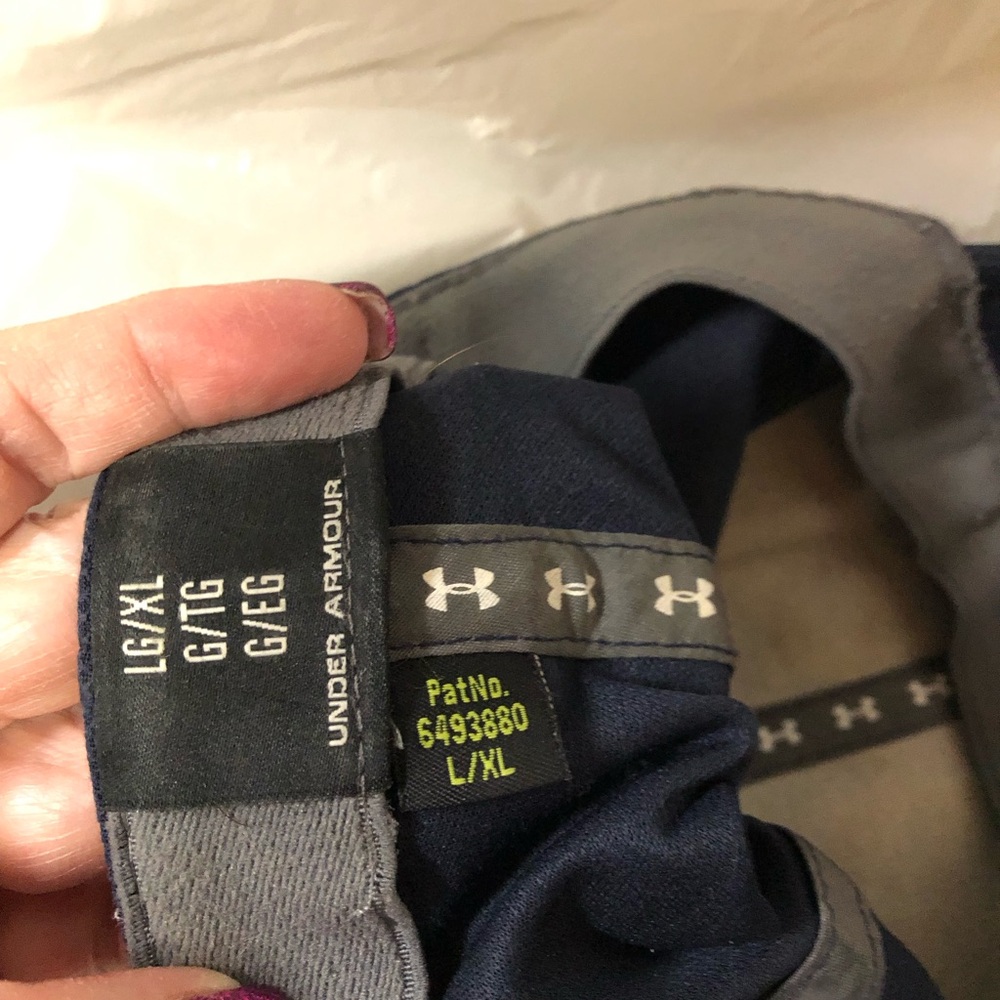Under Armour Men’s ' Navy Caps. Set of 3 - Picture 4 of 8